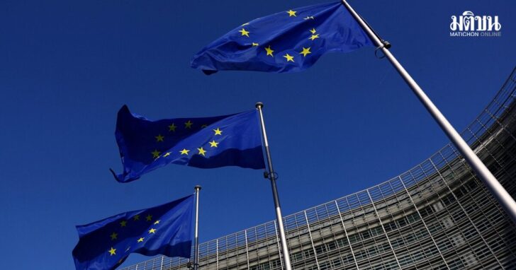 FILE PHOTO: European Union flags flutter outside the European Commission headquarters in Brussels