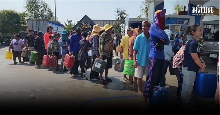 k1 ประชาชนเข้าคิวรอเติมน้ำมัน เพราะกลัวว่าจะขาดแคลน