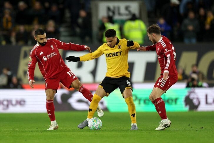 FBL-ENG-PR-WOLVES-LIVERPOOL