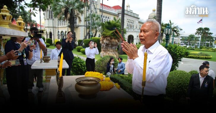 โสภณ-ไหว้สิ่งศักดิ์สิทธิ์ทำเนียบ