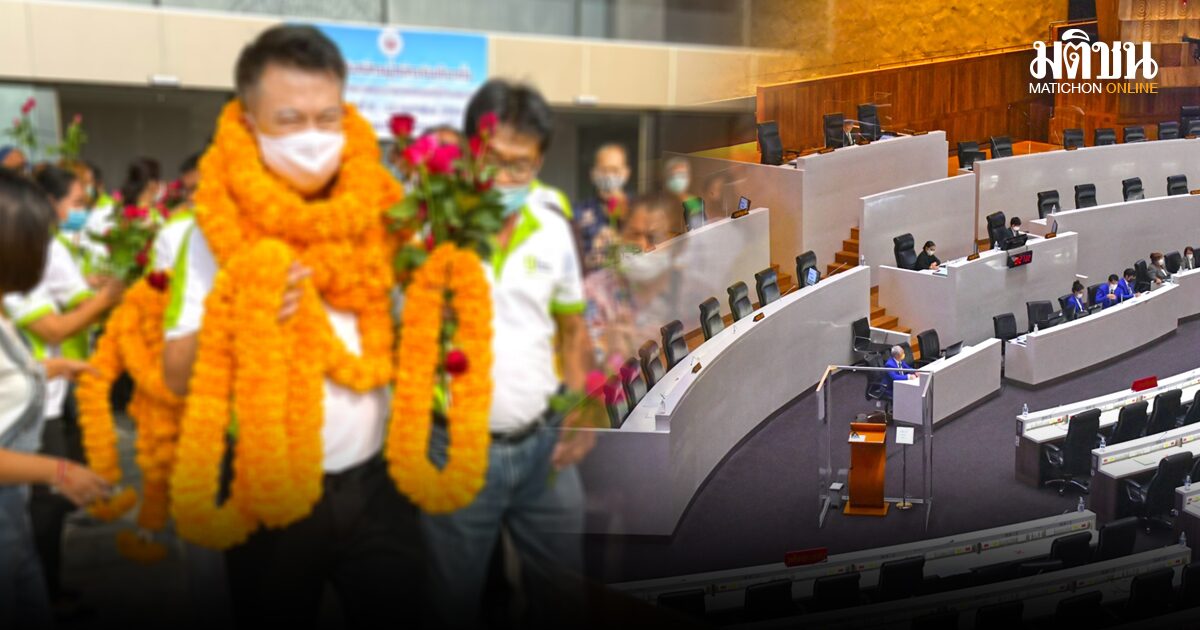 พิชญ์ พงษ์สวัสดิ์ | การเมืองนคร จาก ‘ก้าวหน้า’ สู่ ‘ก้าวพ้นการเมือง’