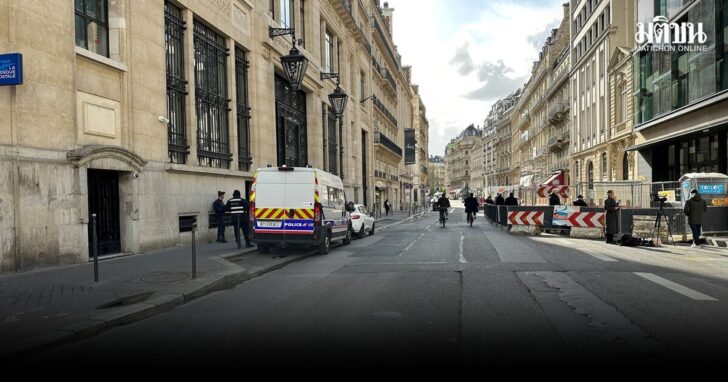 FILE PHOTO: French anti-terrorism prosecutors opened an investigation into a suspected attack on the premises, in Paris
