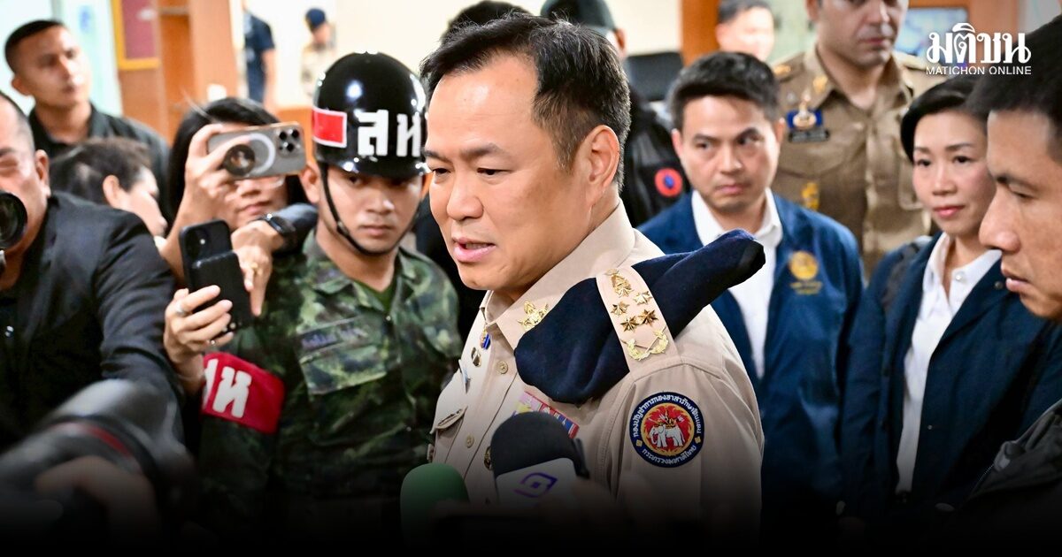 อนุทิน นำคณะบินดับไฟใต้ 3สมาพันธ์สื่อ ยื่นหนังสือจี้แก้ไอโอ โจมตี บิ๊กดุลย์-มทภ.4 แถลงขอโทษรับสื่อสารผิดพลาด