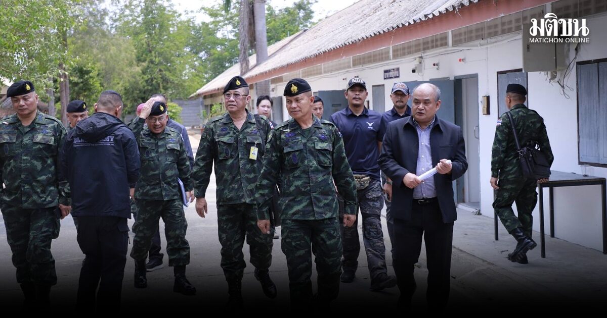 ผอ.รมน.ภาค 4 ตรวจศูนย์ซักถามฯ ปัตตานี ย้ำ “สิทธิมนุษยชน-นิติวิทยาศาสตร์” คุมเข้มความโปร่งใส