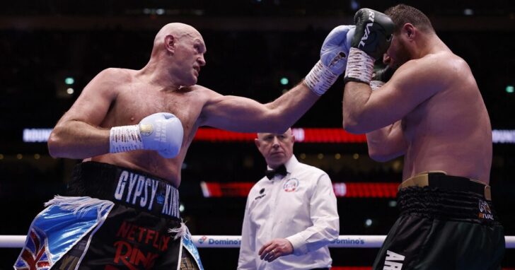 Tyson Fury v Arslanbek Makhmudov