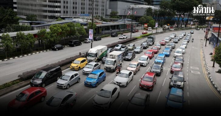 2026-04-14T083356Z_1744928681_RC2VOKAU0FYR_RTRMADP_3_MALAYSIA-TAXATION-CARBON