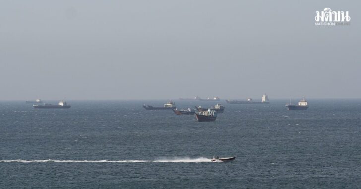 Ships and tankers in the Strait of Hormuz off the coast of Musandam