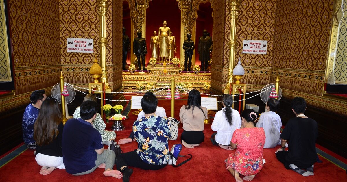 ปชช. เข้ากราบพระบรมรูป สมเด็จพระบูรพมหากษัตริยาธิราช เนื่องในวันสงกรานต์ ประจำปี 2569