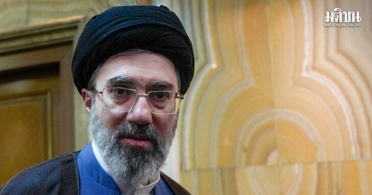 FILE PHOTO: FILE PHOTO: Iran’s new supreme leader, Mojtaba Khamenei, the second son of late Iran's Supreme Leader Ayatollah Ali Khamenei, attends a meeting in Tehran