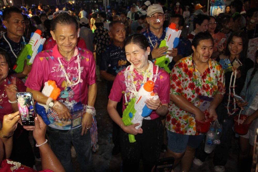 จิราพร