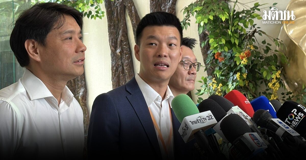 เท้ง กราบขออภัย หลังผู้ช่วยศรายุทธิ์ วิจารณ์สื่อไทยปัญญาอ่อน เชื่อตักเตือนแล้ว