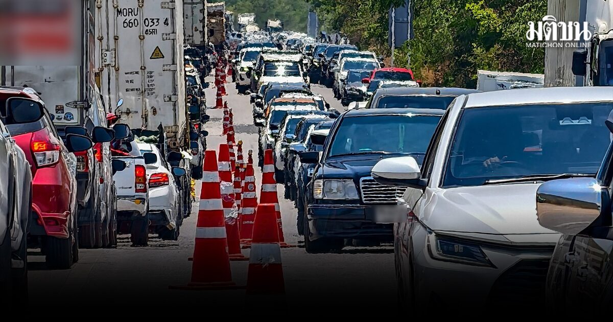 ประเดิมหยุดยาวสงกรานต์ เขาช่องตะโก รถติดหนึบ คนแห่มุ่งหน้าอีสาน