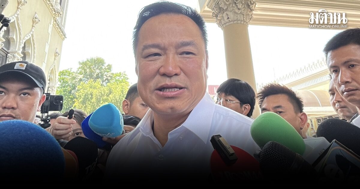 อนุทิน จ่อตรวจขนส่ง ส่งคนกลับบ้านสงกรานต์ ย้ำเที่ยวให้สบายใจ น้ำมันพอแน่ ลั่นรมต.ไม่หยุด