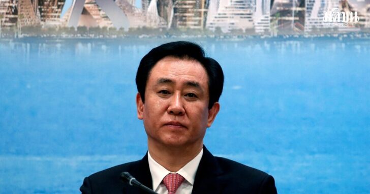 FILE PHOTO: China Evergrande Group Chairman Hui Ka Yan attends a news conference on the property developer's annual results in Hong Kong