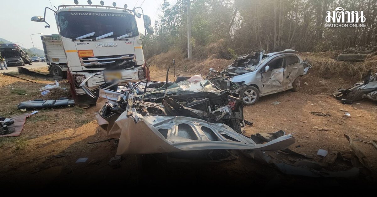 สลดรับสงกรานต์ พ่วง 18 ล้อเบรกไม่อยู่ พุ่งชนยับ 7 คัน เสียชีวิตคาที่ 2 บาดเจ็บ 8