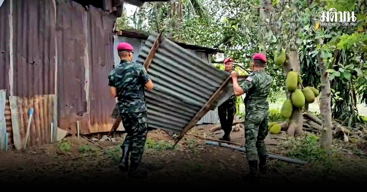 กำลังพล ลพบุรีจับมือท้องถิ่นนำสิ่งของดูแลปชช.100หลังคาเรือน เจอพายุฤดูร้อนถล่ม