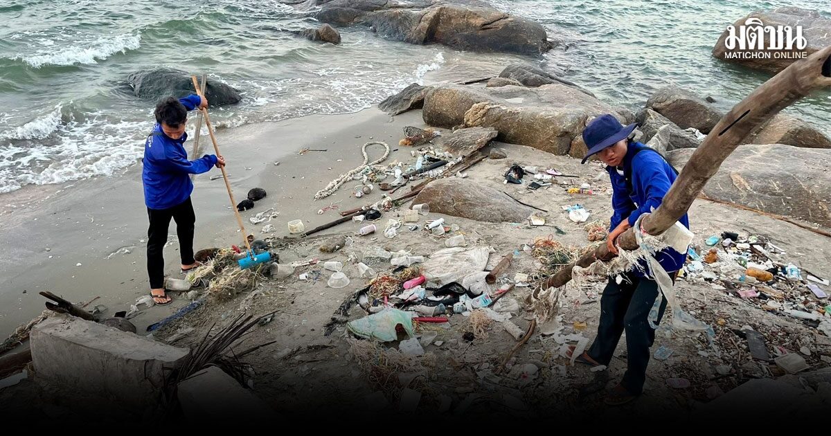 นายกตุ้ย ยัน ไม่นิ่งนอนใจ ขยะเต็มหาดบางแสน เทศบาลเร่งทำความสะอาด
