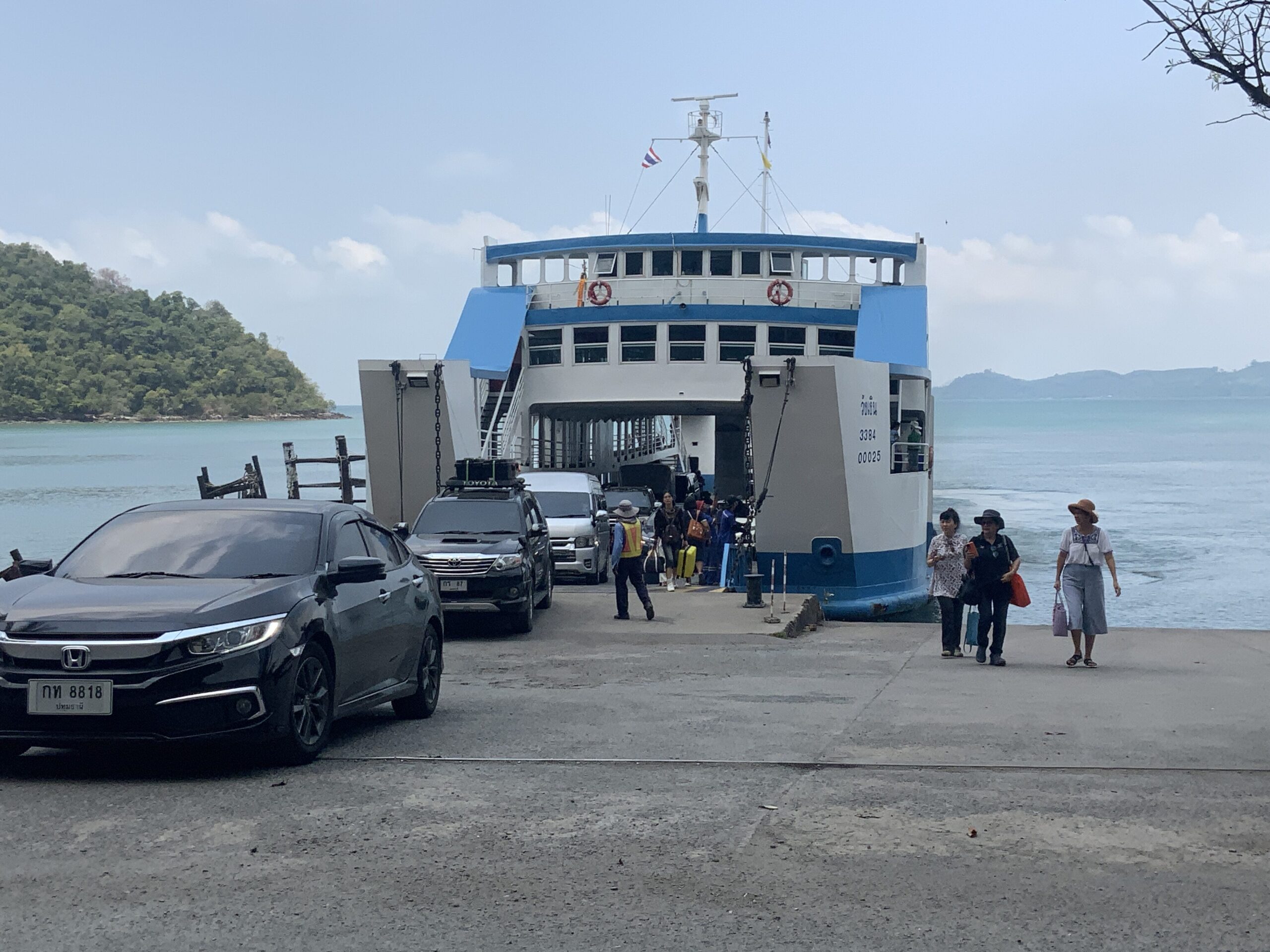  เรือเฟอร์รี่เกาะช้าง 
