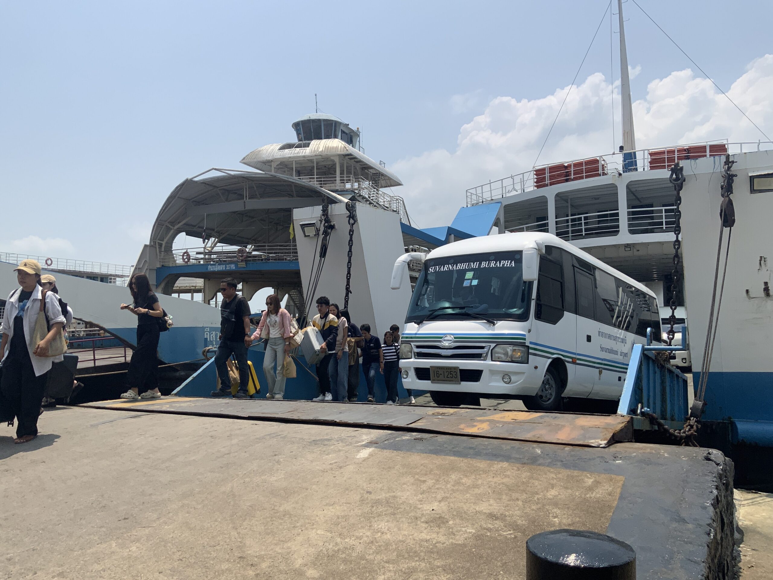  เรือเฟอร์รี่เกาะช้าง 