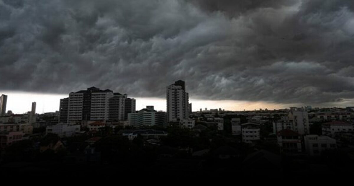สภาพอากาศวันนี้ กรมอุตุ เผยไทยตอนบนร้อนจัด สูงสุด 42 องศา เช็กจังหวัดเจอฝนฟ้าคะนอง-ลมแรง