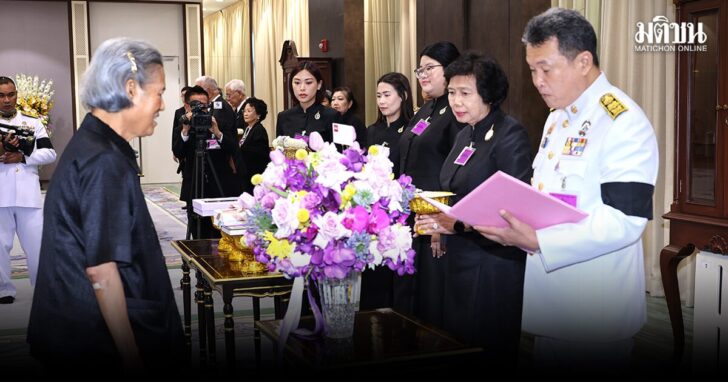 เรียงคนมาเป็นข่าว/ภาพข่าวสังคม ราคาน้ำมัน