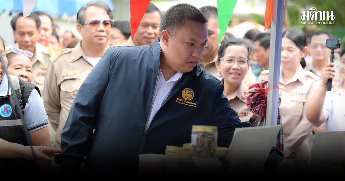 พลพีร์ เปิดโครงการ “ไทยช่วยไทย” โคราช ขายสินค้าราคาต่ำกว่าตลาด