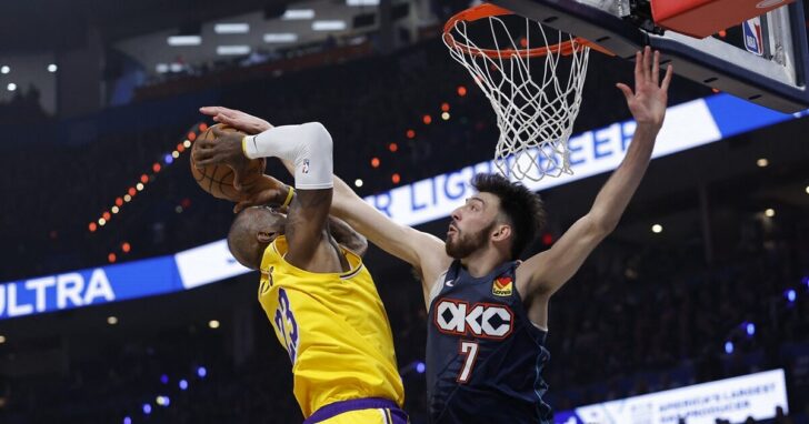 NBA: Los Angeles Lakers at Oklahoma City Thunder