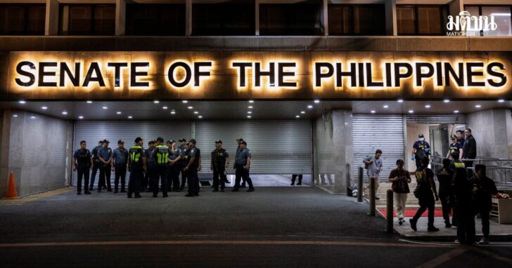 FILE PHOTO: Philippine Senate holds senator and drug war enforcer dela Rosa in protective custody