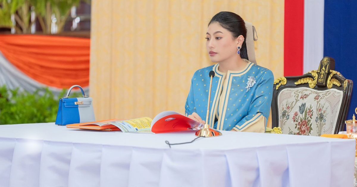 เจ้าฟ้าสิริวัณณวรีฯ ทรงโปรด พล.ร.อ.สุวิน ผู้แทนพระองค์ เปิดประชุมมูลนิธิอนุรักษ์แนวปะการังฯ ขับเคลื่อนงานใต้ทะเล