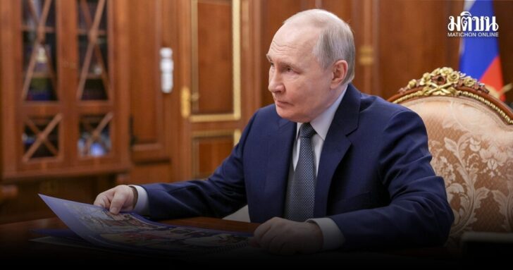 Russian President Vladimir Putin holds a meeting in Moscow
