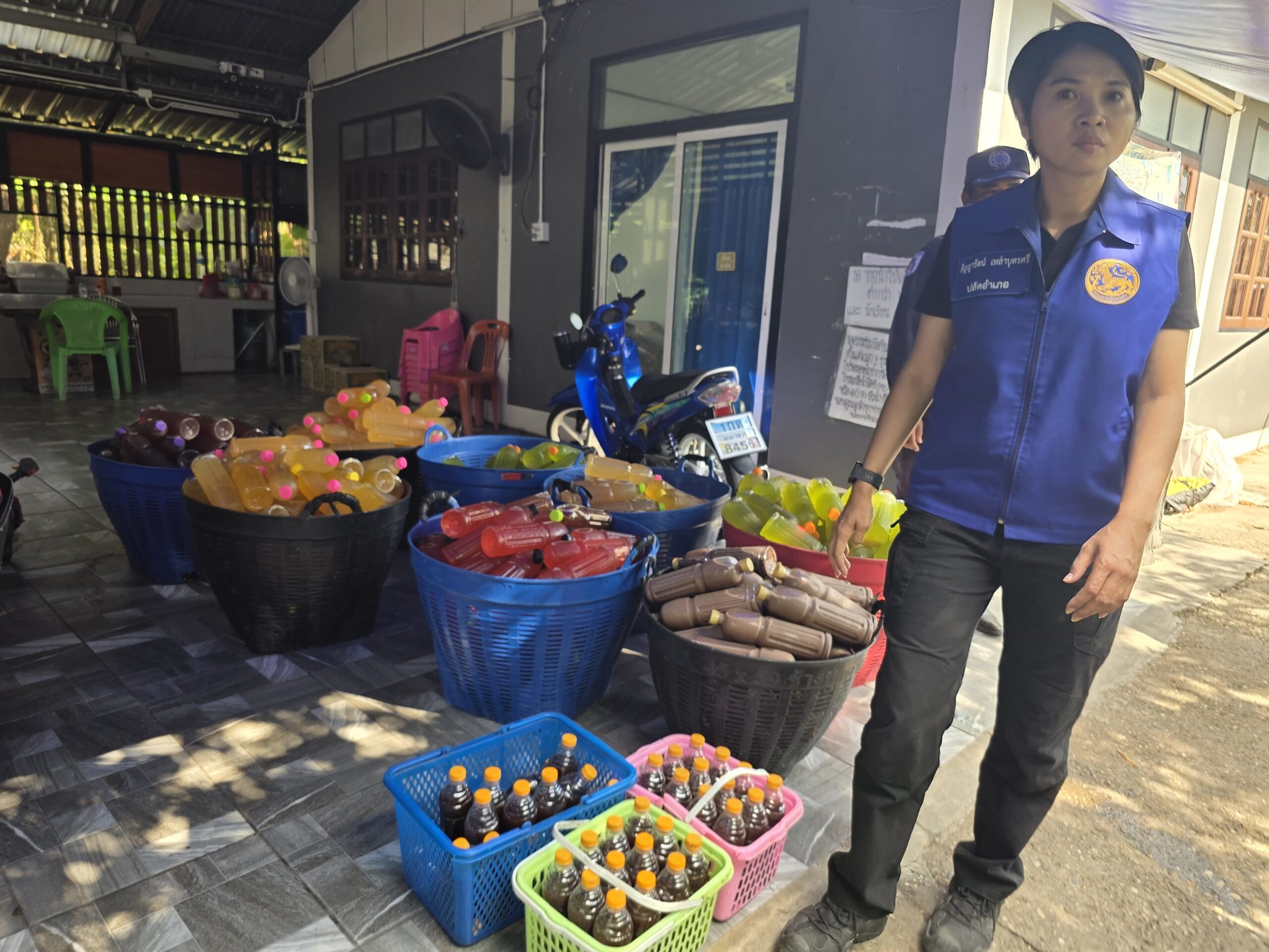 โรงงานน้ำกระท่อม