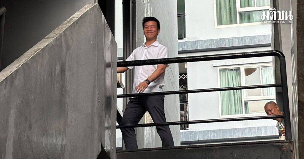 เท้ง ฝ่าฝนเข้าพรรค ลุ้นนับคะแนนผู้ว่ากทม.-พัทยา ยิ้มตอบ เจอถามผลนิด้าโพล ชัชชาตินำโด่ง