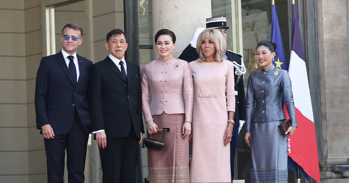 ประมวลภาพ ในหลวง-พระราชินี ทรงร่วมพิธีรับเสด็จอย่างเป็นทางการ ในโอกาสเยือนฝรั่งเศส ‘มาครง-ภริยา’ เฝ้าฯ รับเสด็จ