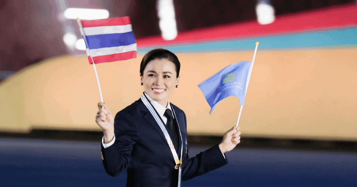 สมเด็จพระนางเจ้าฯ พระบรมราชินี เสด็จร่วมแข่งขันไตรกีฬานานาชา