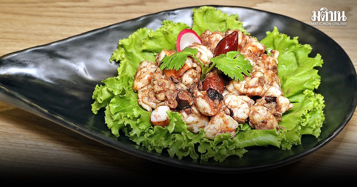 เชี่ยวชาญพานิช ข้าวต้มเทเวศร์สาขาบรรทัดทอง อร่อยเหมือนเดิม เพิ่มเติมคือเปิดถึงตี 2