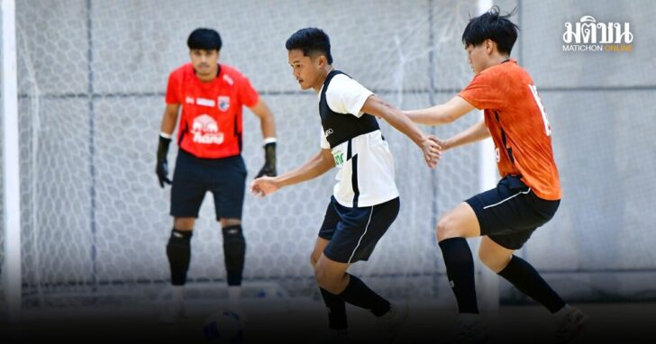 4433