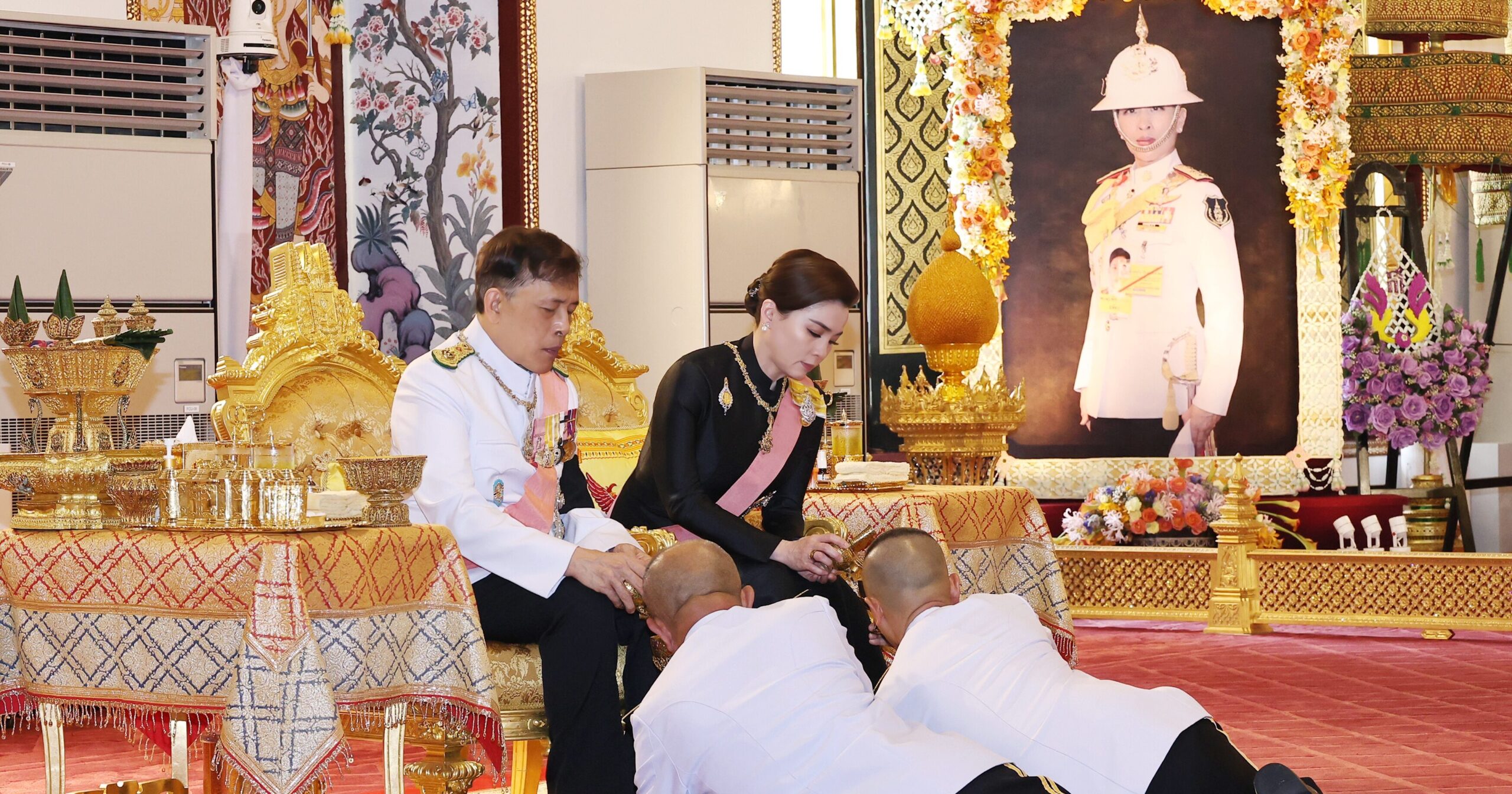 ในหลวง-พระราชินี ทรงบำเพ็ญพระราชกุศลปัญญาสมวาร 50 วัน ‘เจ้าฟ้าพัชรกิติยาภาฯ’