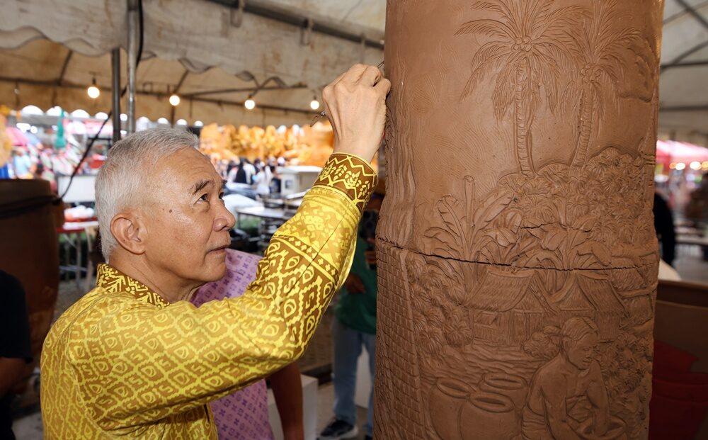 สุวัจน์ ลิปตพัลลภ