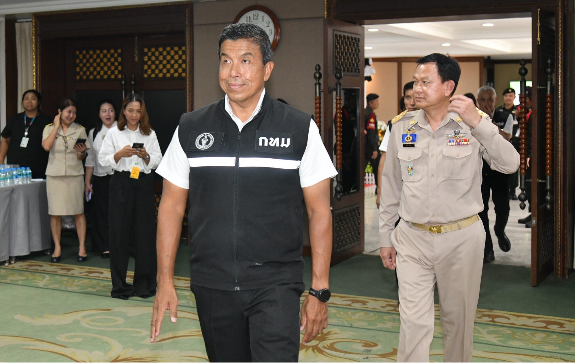 ชัชชาติ