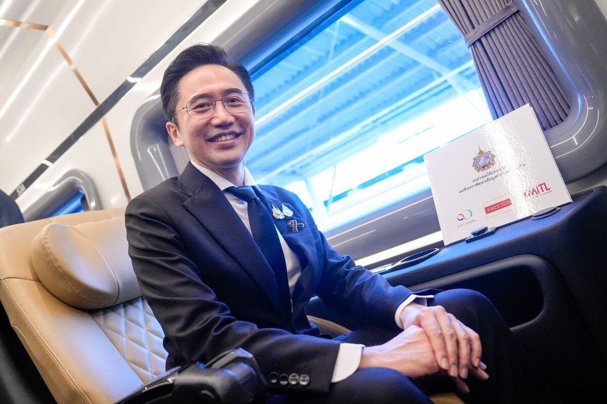 รถไฟไทยทำ
