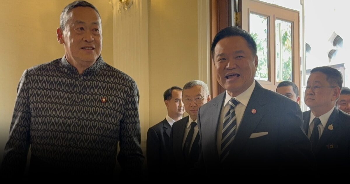 อนุทิน พา เศรษฐา ทัวร์ตึกไทยคู่ฟ้า ก่อนรับรางวัลเชิดชูเกียรติ หลังไม่ได้เข้าทำเนียบ 2 ปี