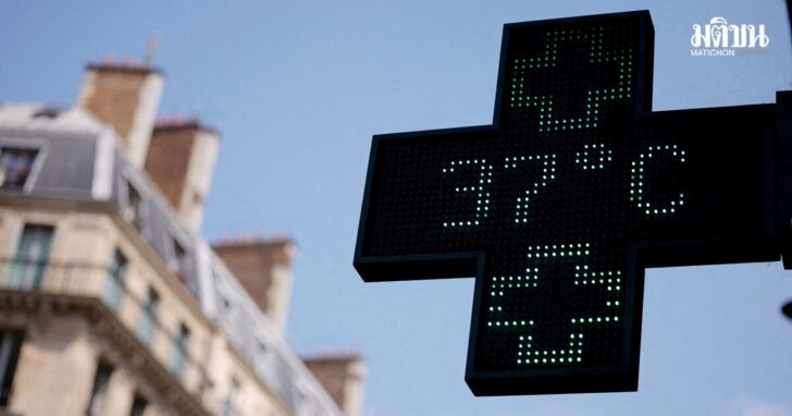 FILE PHOTO: Heatwave hits France