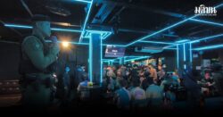 บุกผับ