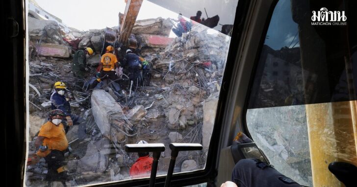 Aftermath of earthquakes in La Guaira