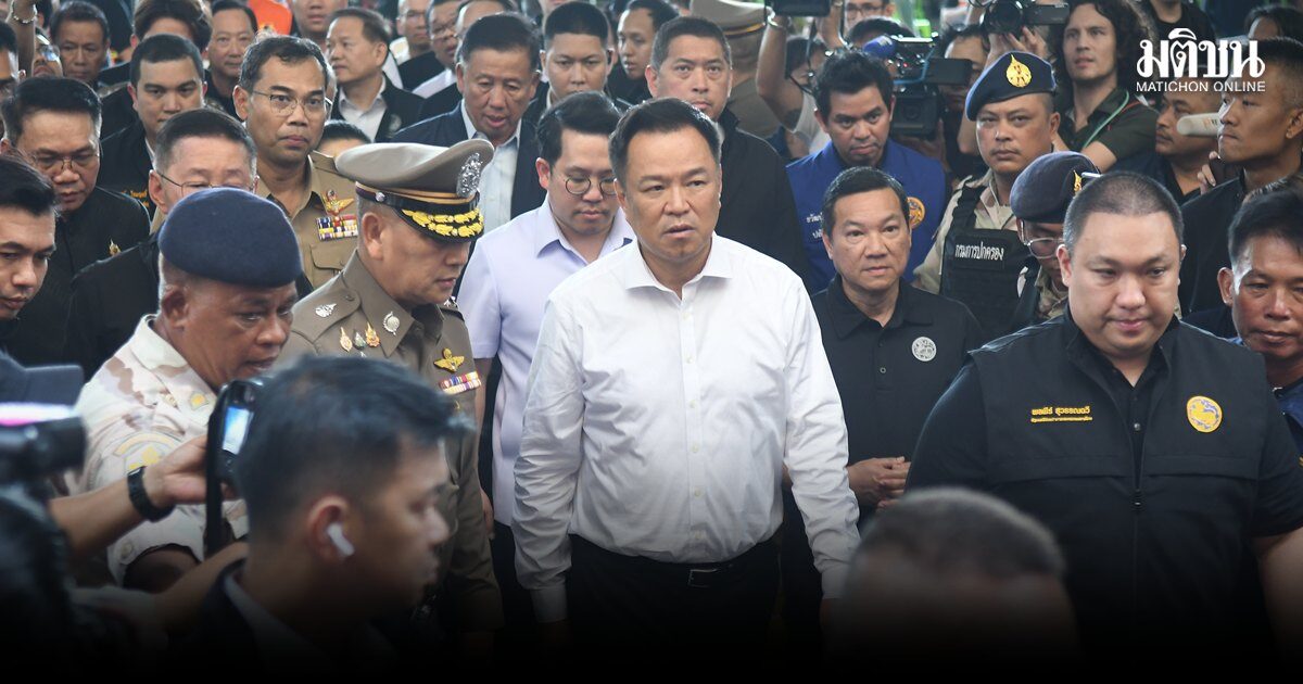 อนุทิน ถึงจุดเกิดเหตุกราดยิงในโรงเรียน-ถามสาเหตุจูงใจ