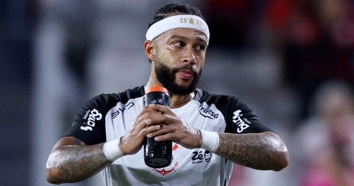 FILE PHOTO: Brasileiro Championship - Athletico Paranaense v Corinthians