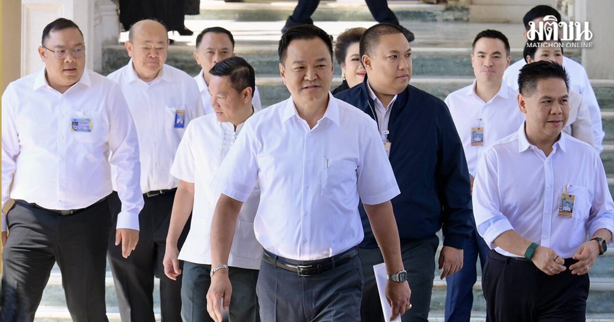 สงขลา พร้อมจัดครม.สัญจรครั้งแรก รบ.อนุทิน 2 เตรียมให้รมต.ใส่ชุดผ้า ‘ลายราชวัตร’