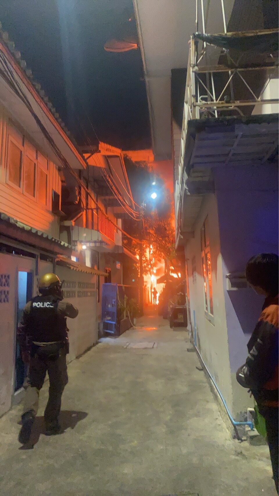 เพลิงไหม้ชุมชนบ้านไม้