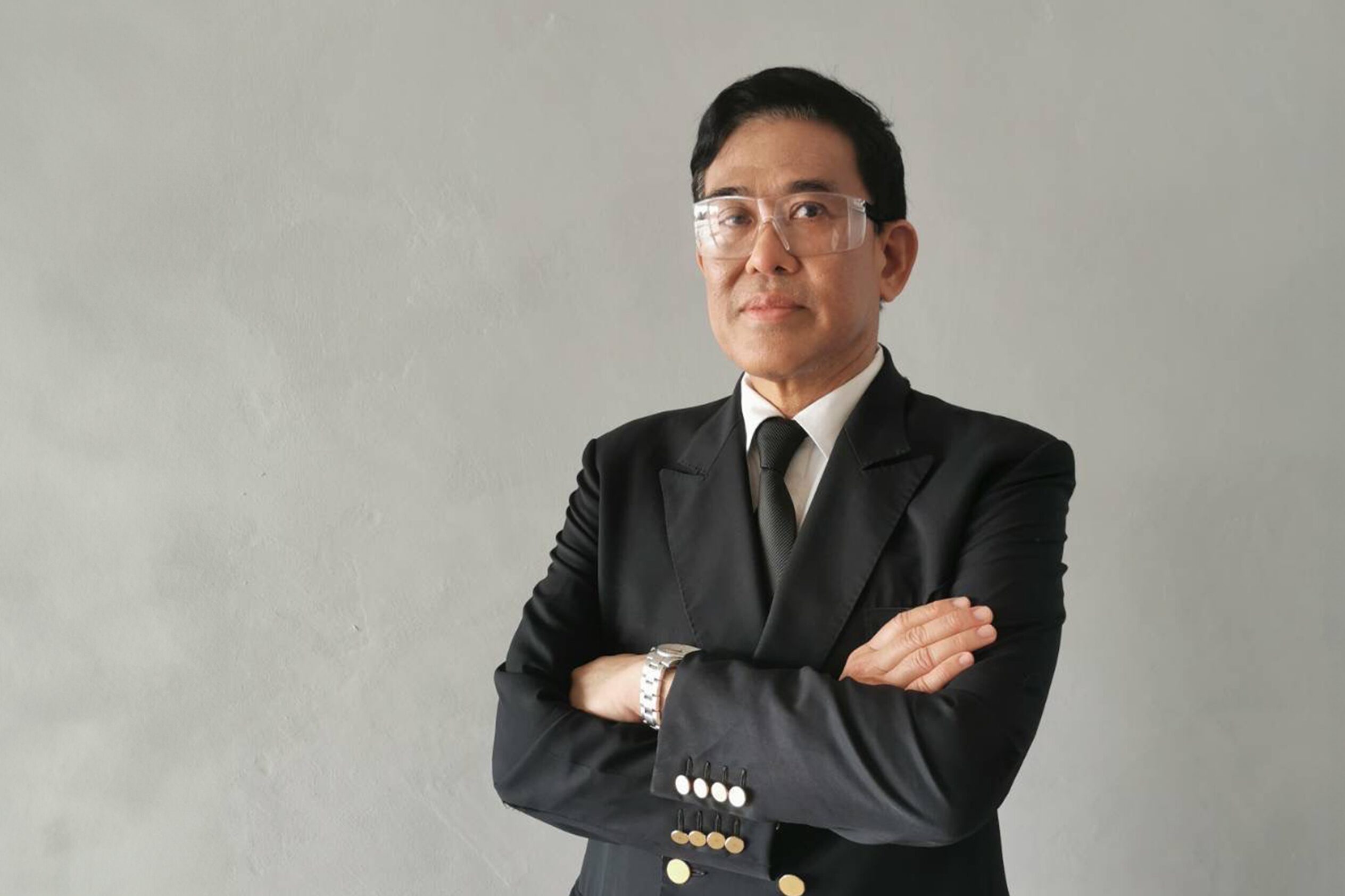 ดร.รุจิระ บุนนาค อาจารย์พิเศษ นักวิชาการ และนักกฎหมายมหาชน