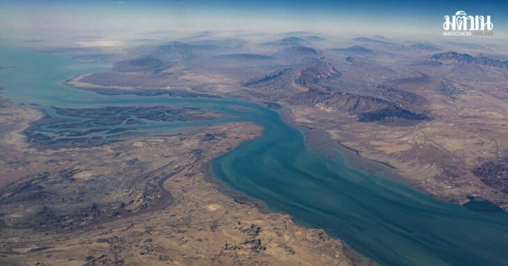 FILE PHOTO: An aerial view of the island of Qeshm, separated from the Iranian mainland by the Clarence Strait, in the Strait of Hormuz